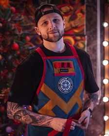  Александр Заруз